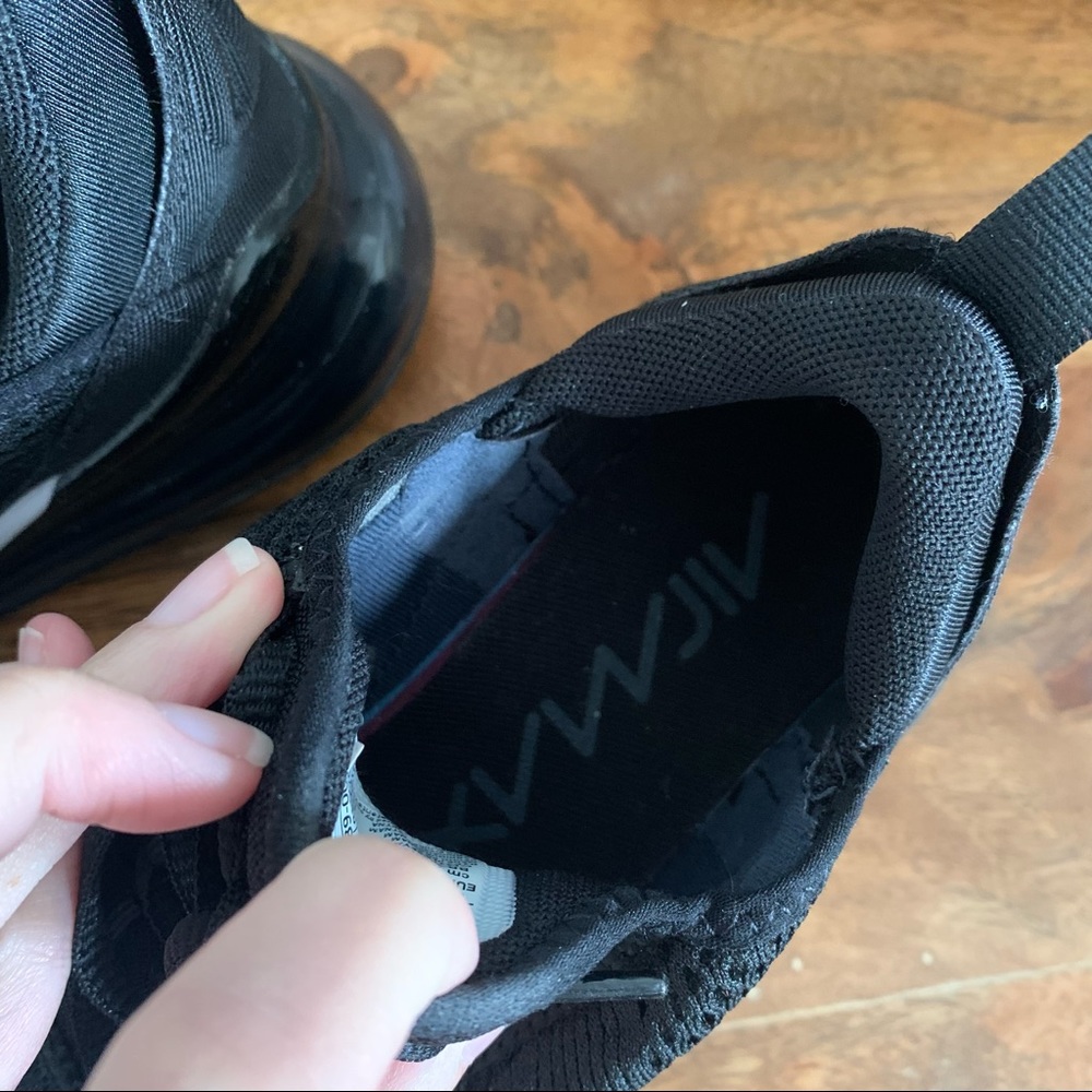 Nike Air Max 270 Black Sneaker - Picture 7 of 9